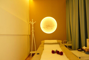 苏州相城区日式指压的寂静美学：在按压中听见雪落的声音